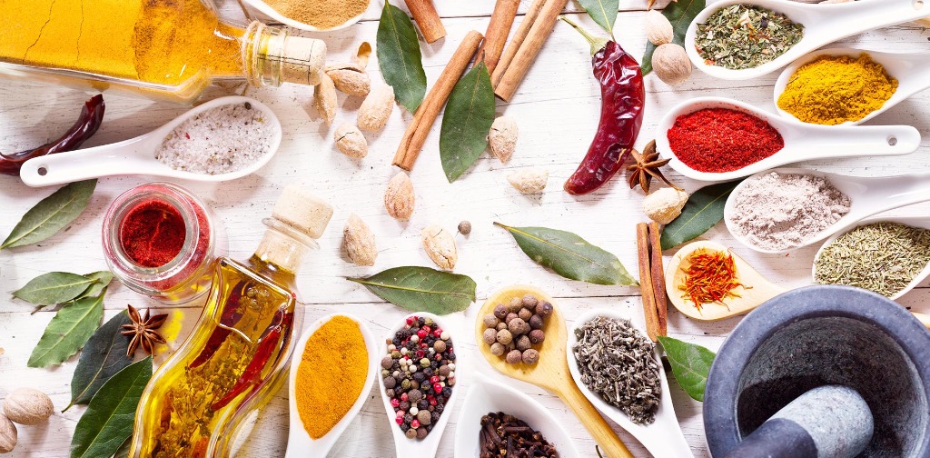 ランチやお持ち帰りにも対応しているオリジナルあいがけカレーなら名鉄岐阜駅の「頑ばぁ」